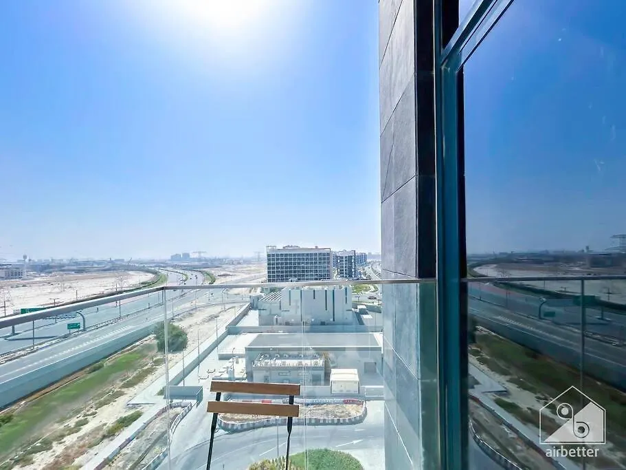 Appartement Elegant 1Br With Balcony In Azizi Riviera à Dubaï 0*,